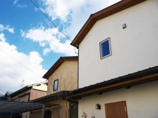 外壁：スーパー白洲そとん壁W　