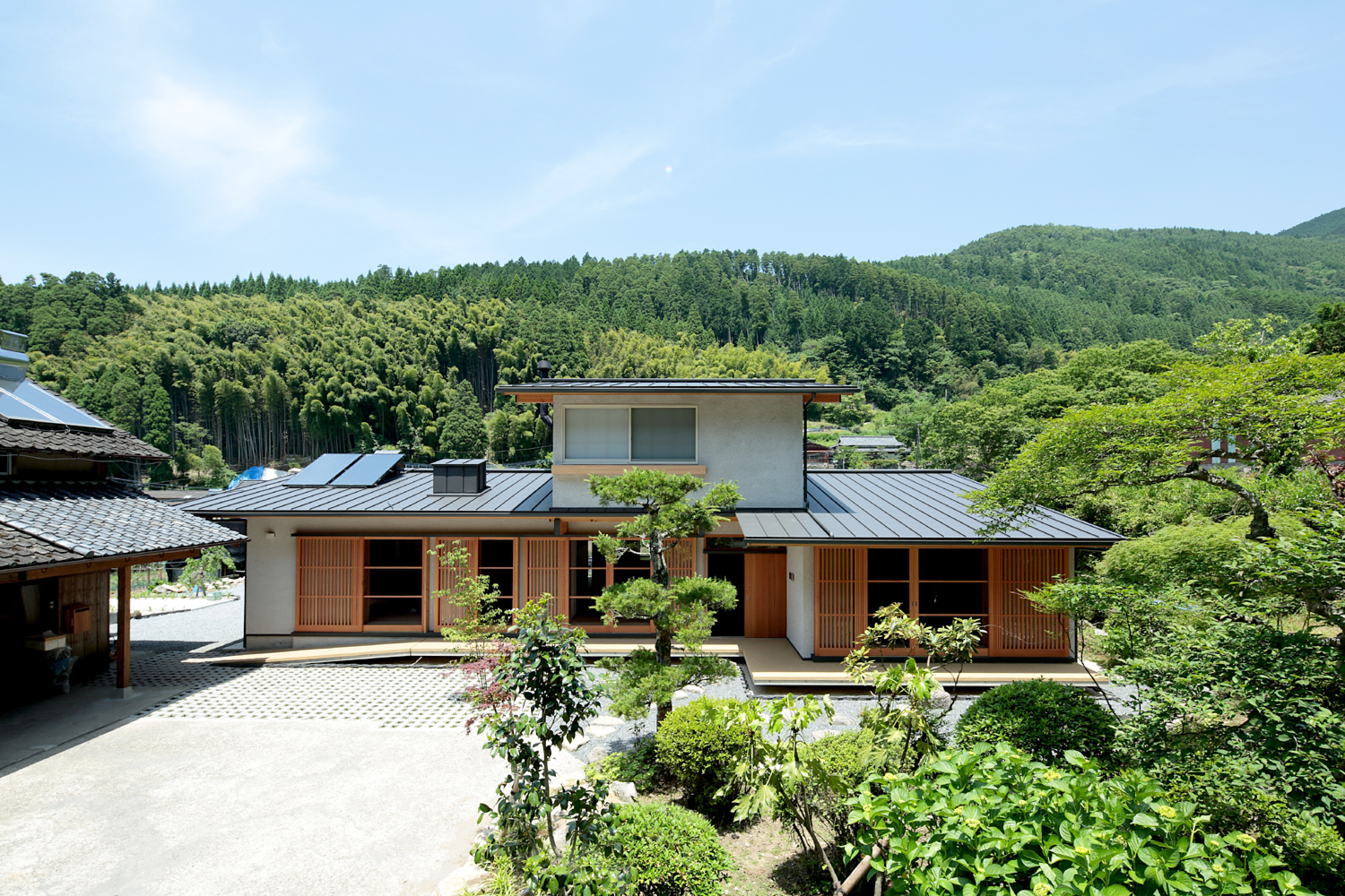 里の家～玖珠万年山の麓 実りある住まい～